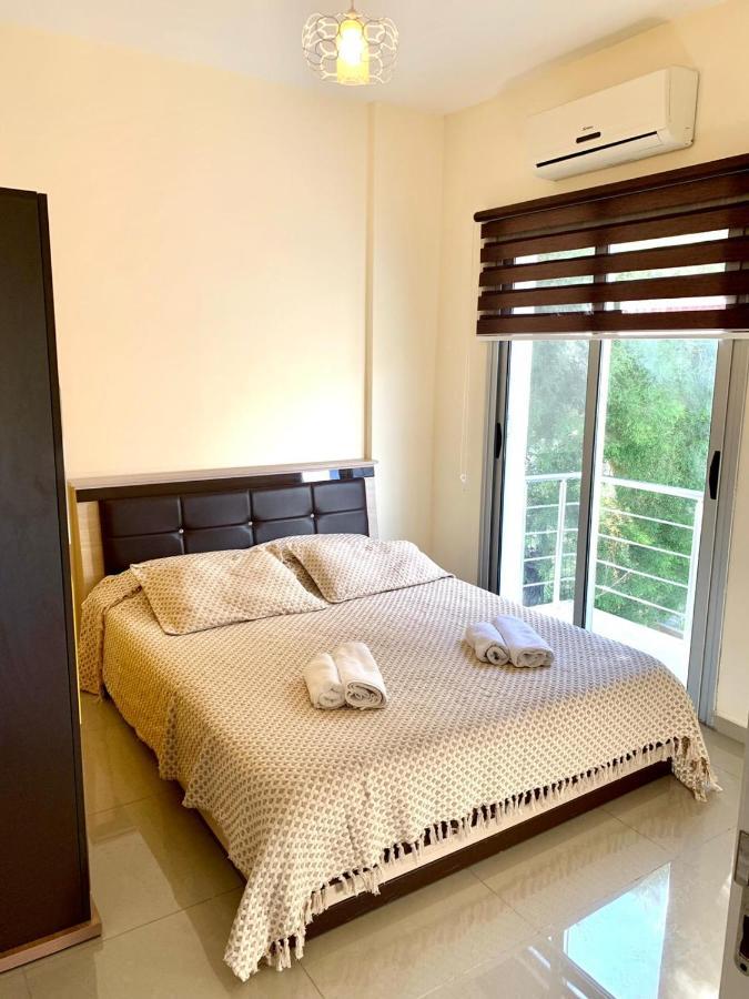 Amazing Two-Bedroom Apartment In Residence Lukomorye D1 With Private Garden Karavas  Extérieur photo
